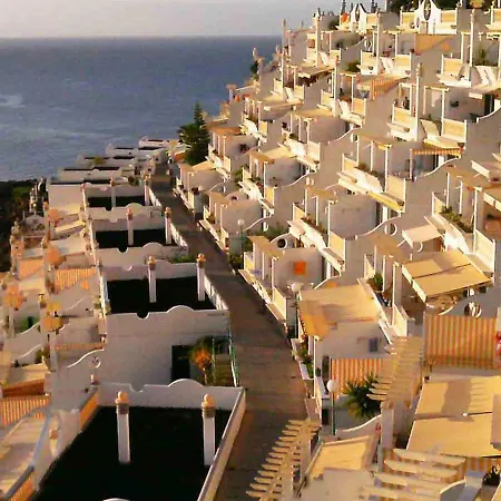 Ocean View Monsenor Apartment *