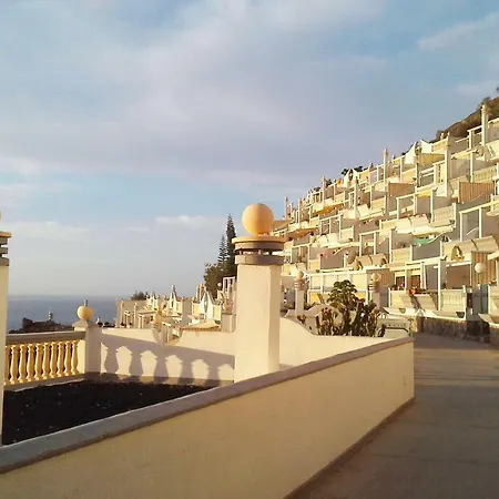 Ocean View Monsenor Апартаменты